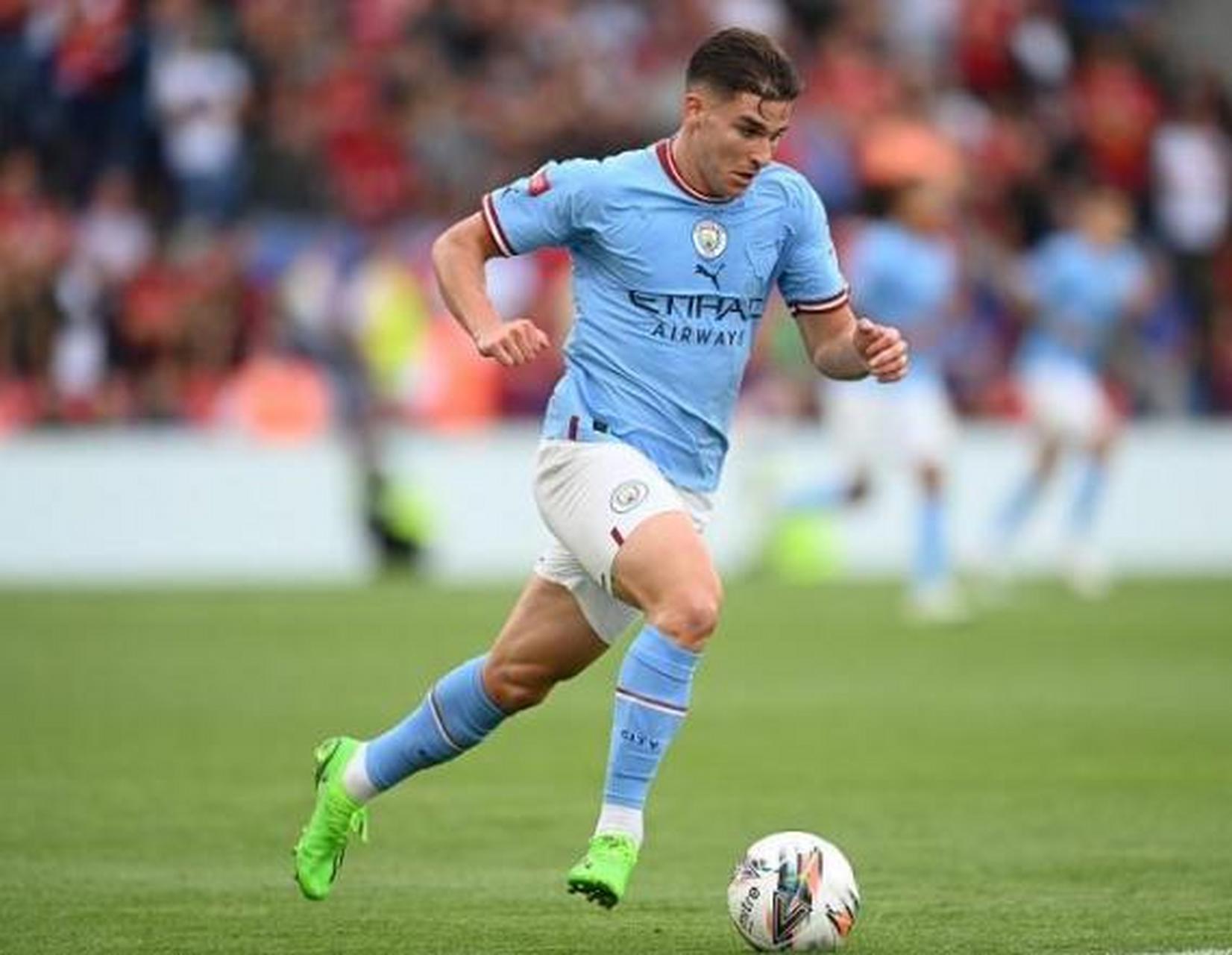 国安主场战平广州恒大（北京国安主场与广州恒大战成平局）