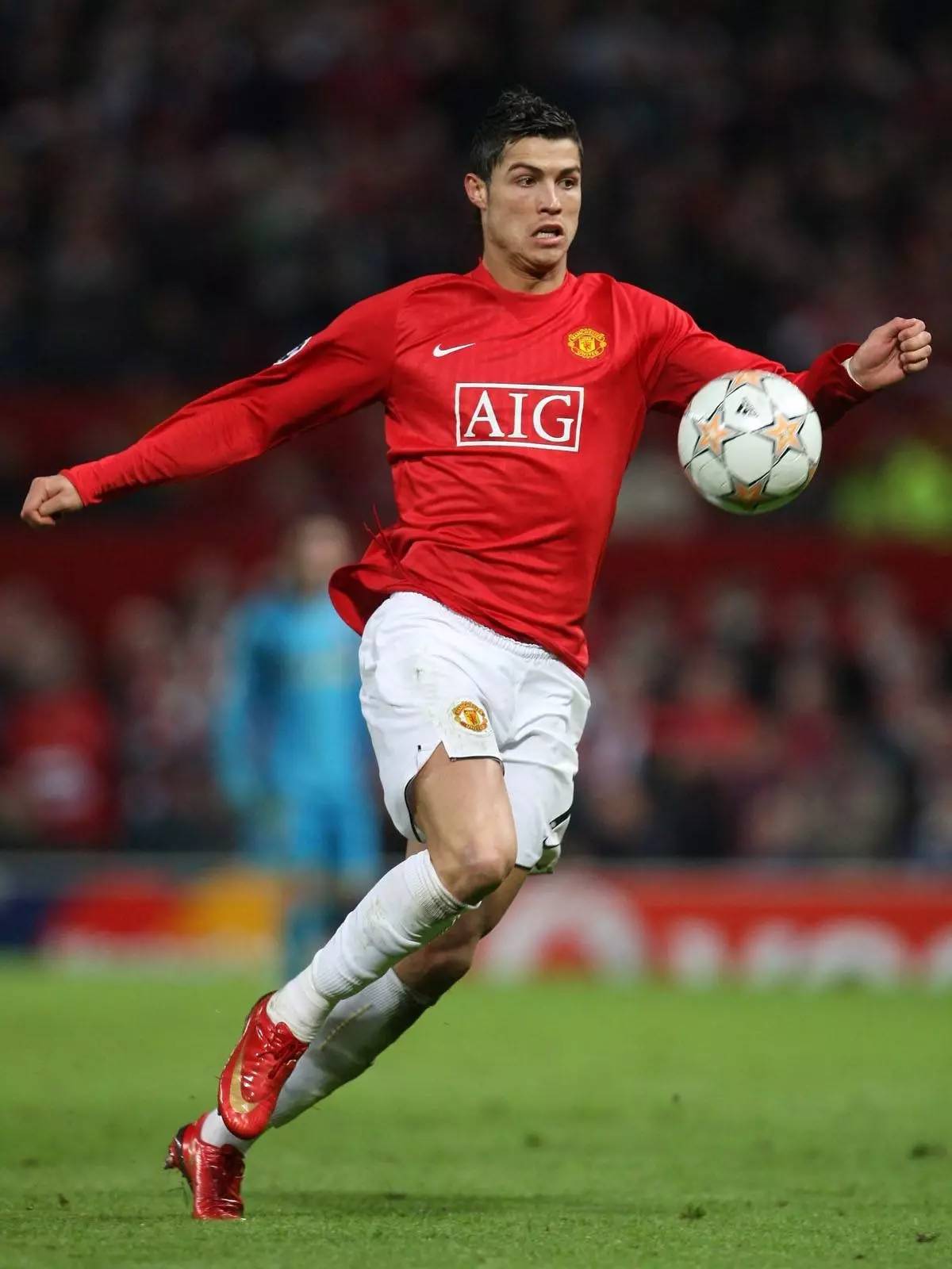 老头儿连续10场联赛踢满90分钟（老头儿已连续10场联赛打满全场）